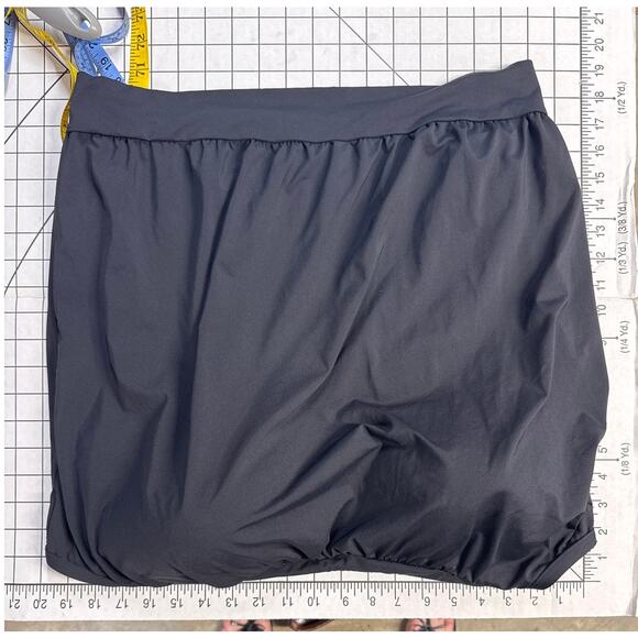 Lands' End Swimwear Black Built In Bra Tankini Top Women 18 - Picture 8 of 8